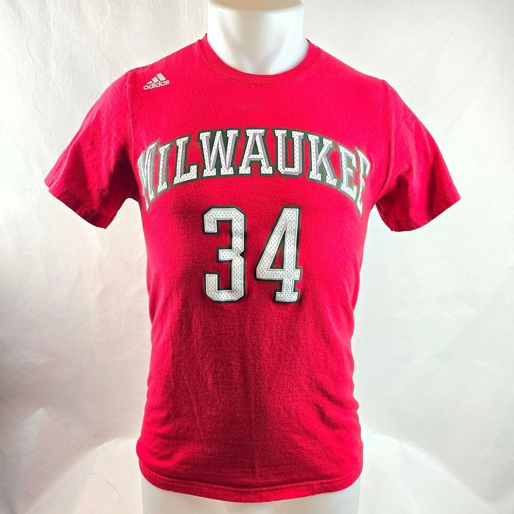 Milwaukee Bucks T Shirt Mens Small Red Giannis Antetokounmpo NBA 34 Shirtsey